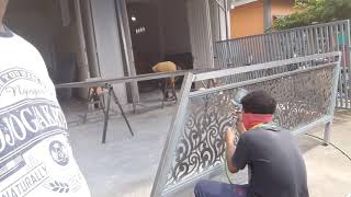 Finishing Railing Tangga menggunakan Plat 2 mm besi Holo 5x5 ketebalan 2mm