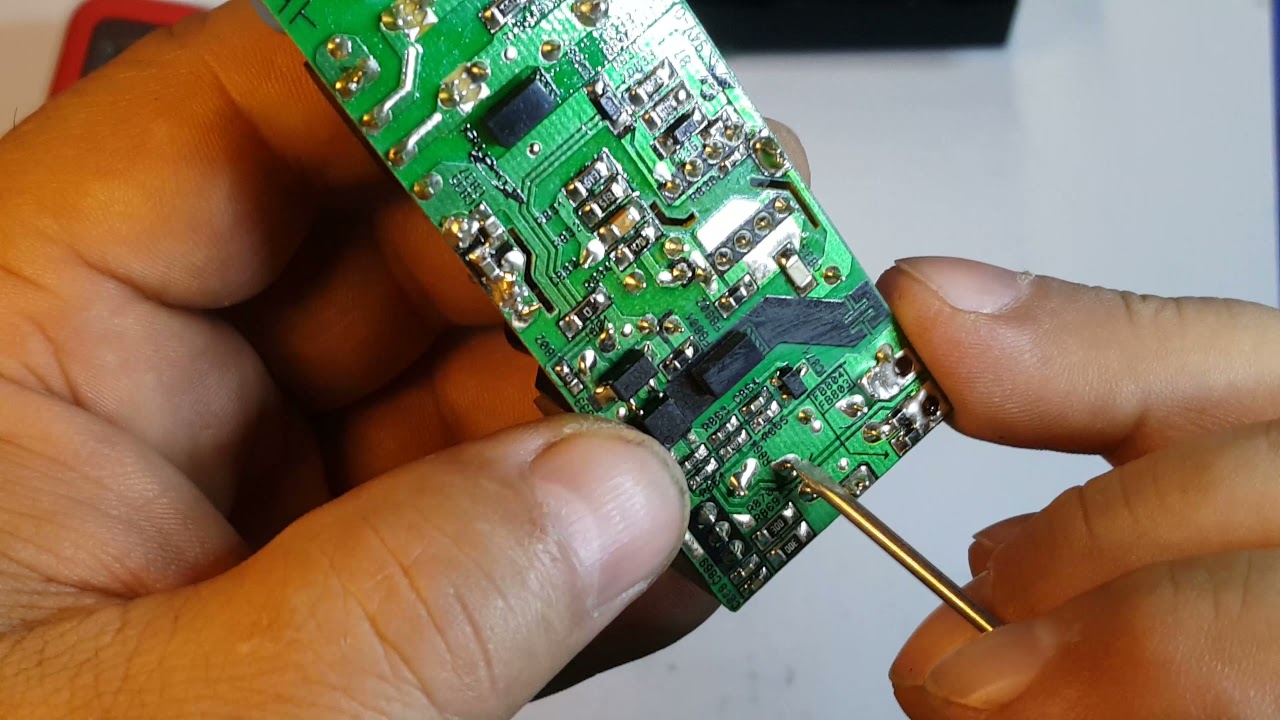 Как сделать любое напряжение на выходе в блоке питания . - YouTube