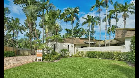 FOR SALE - 2 Michaelmas Close, Clifton Beach   - J...