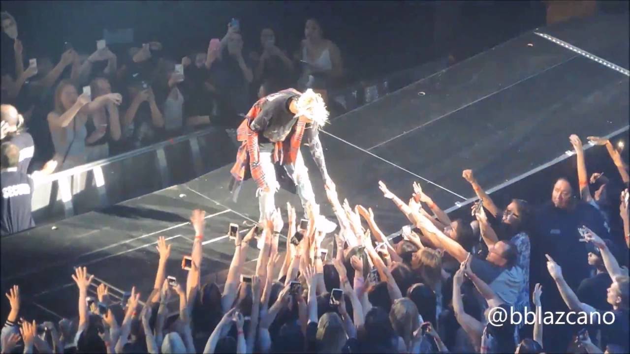 Justin Bieber - Been You (live) Purpose Tour | Glendale AZ