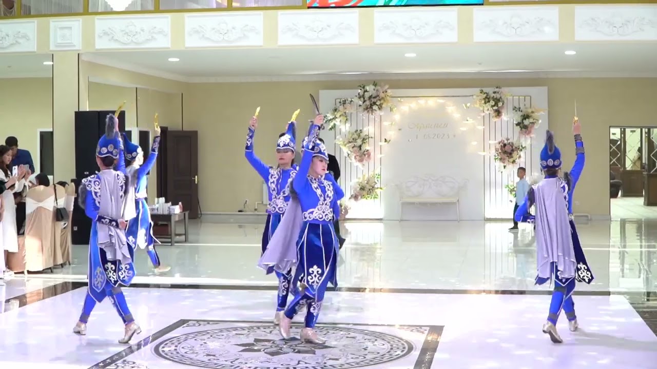 Красивый Казахский танец (13.08.2023)