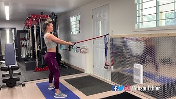 How to Perform  | 🚣‍♀️ Resistance Band - Squat + Rows