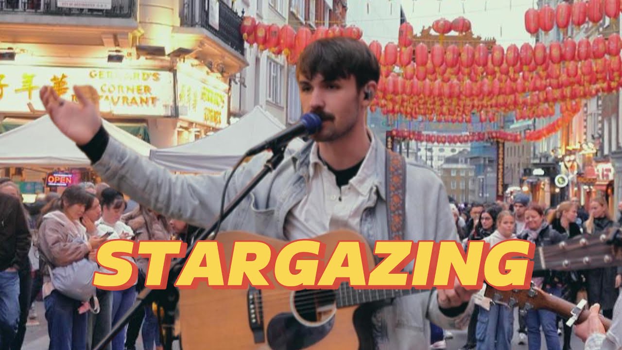 His Cover of VIRAL Hit 'Stargazing' STUNS the Crowd! People SING ALONG! | Myles Smith - Stargazing His Cover of VIRAL Hit 'Stargazing' STUNS the Crowd! People SING ALONG! | Myles Smith - Stargazing