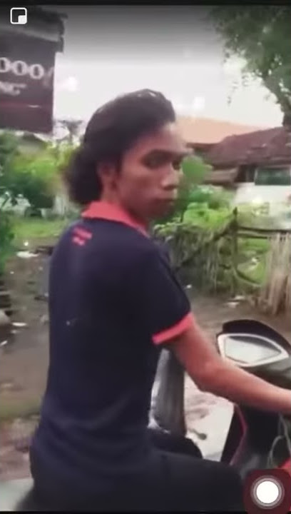 PANDANGAN MATAMU CUK😂😂