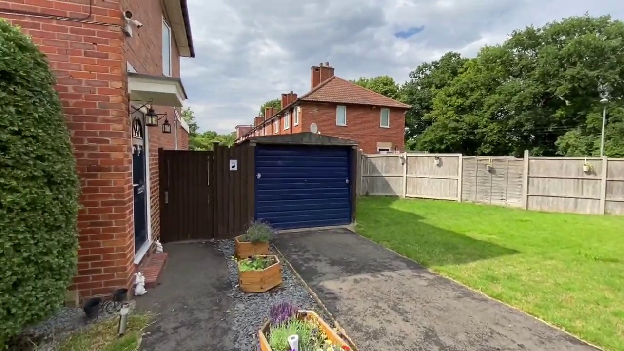 Shaftesbury Road, SM5 YouTube