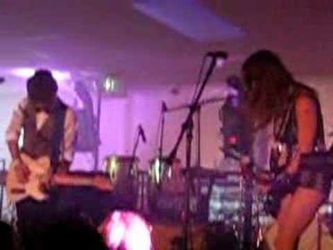 Rilo Kiley playing their first show in over 2 years, at a bowling alley in Eagle Rock, CA.