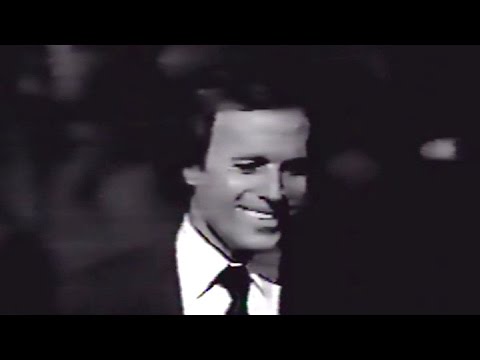 Julio Iglesias - Pensami (live, Paris 1981)