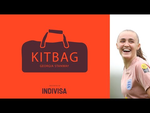 Georgia Stanway REVEALS her KIT BAG ESSENTIALS | KITBAG #3