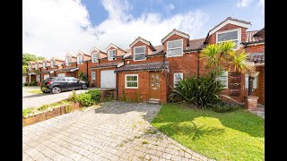 Kevin Gardens | Large four bedroom student house to rent in Brighton