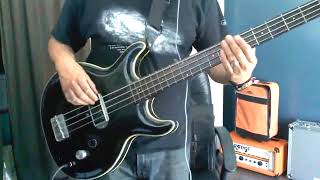 Bee Gees-Stayin' Alive on bass (guitar part) #beegees