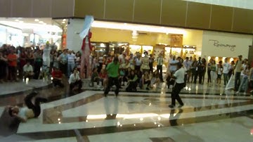 Flash Mob - CBS Dance Factory no Vale Sul Shopping