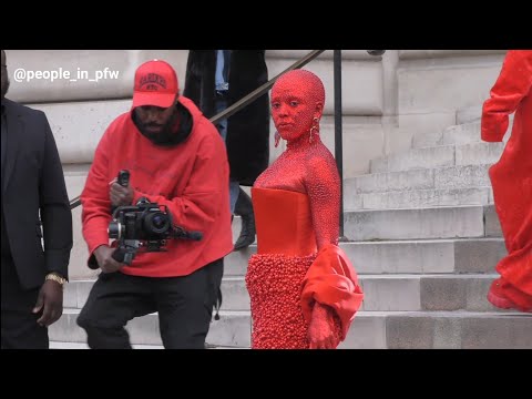 Doja Cat - Schiaparelli Haute Couture SS23 fashion show in Paris - 23.01.2023