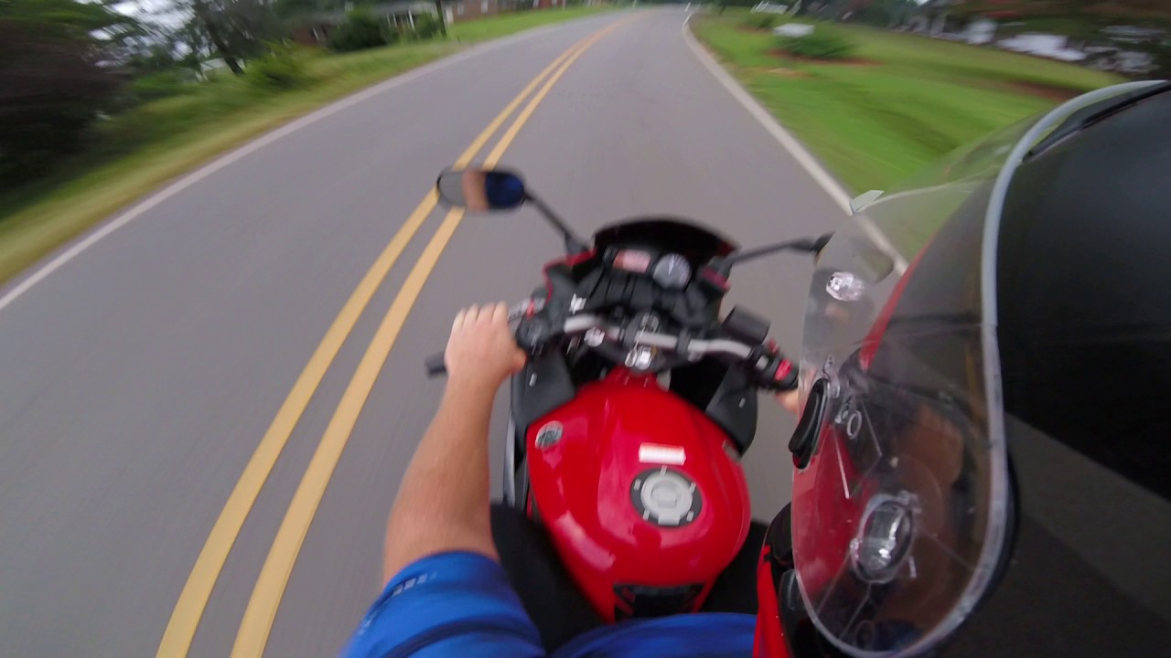 Trying to learn how to do a good wheelie YouTube