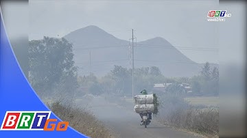 Khói mù mịt từ việc đốt rơm rạ gây nguy cơ mất an toàn giao thông | BRTgo