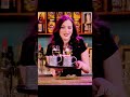 Max gets a tip for a small favor#shortfeed #2brokegirl #series