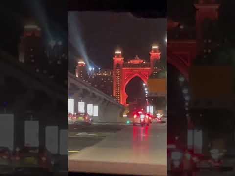 Road view of Hotel Atlantis #viral #dubai #travel #trending #youtube