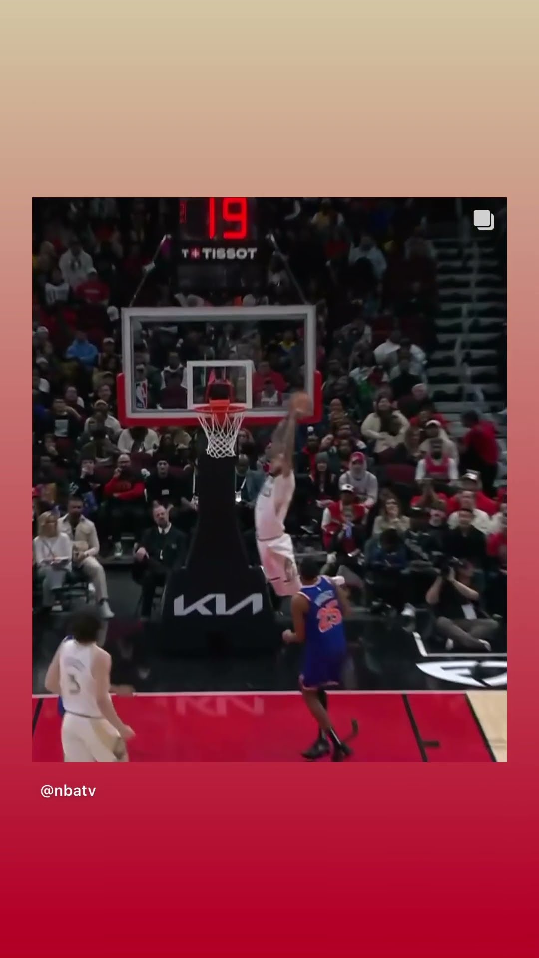 Lonzo back #hoodnews #lonzoball #chicagobulls #NBA #basketball #sports #shortvideo #omg #how #wow #i