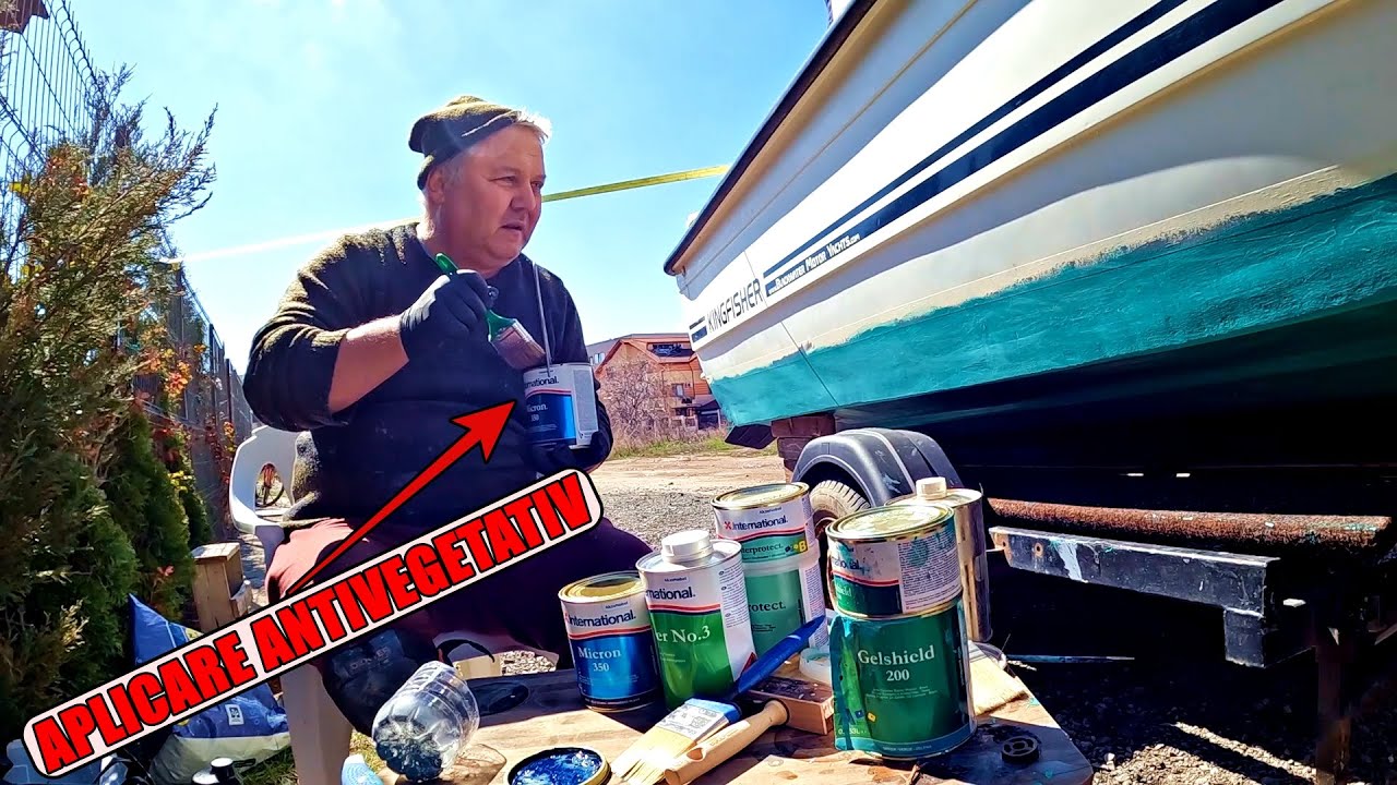 Aplicare antivegetativ pe corpul barcii, impiedica depuneri marine ce reduc rezistența la inaintare!
