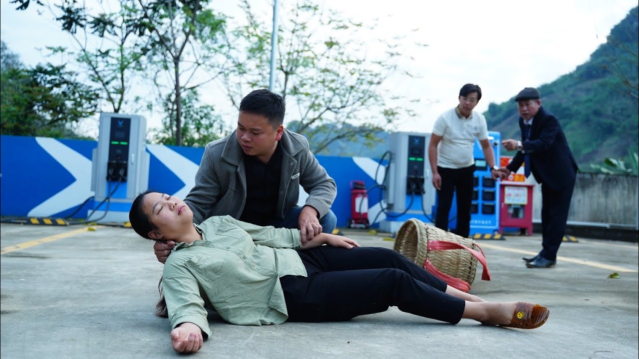 Неожиданно появился бывший муж, и генеральный директор неправильно понял ситуацию с матерью-одиночко