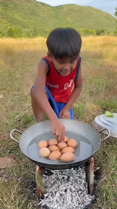 Survival Skills: SIMPLE and USEFULRemix #bushcraft #camping #outdoors