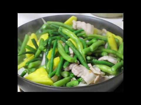 THỊT BA RỌI ĐẬU BÚN KHÓM XÀO (long bean, pineapple, pork belly) | Viet Food USA