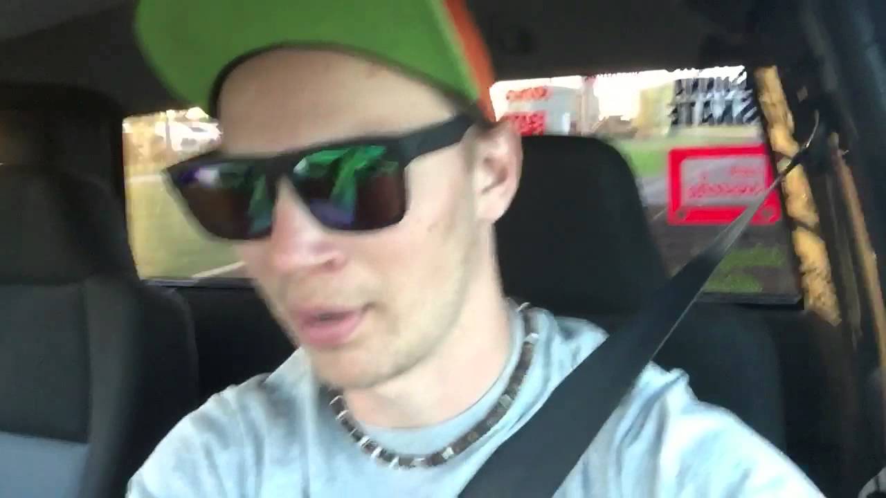 Vlog!!!! Number 3 stuff I've done to my truck and some life stuff