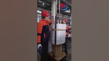 Assemble the 3000kVA transformer windings onto the core