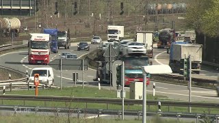 Realer Irrsinn: Autobahnkunst in NRW