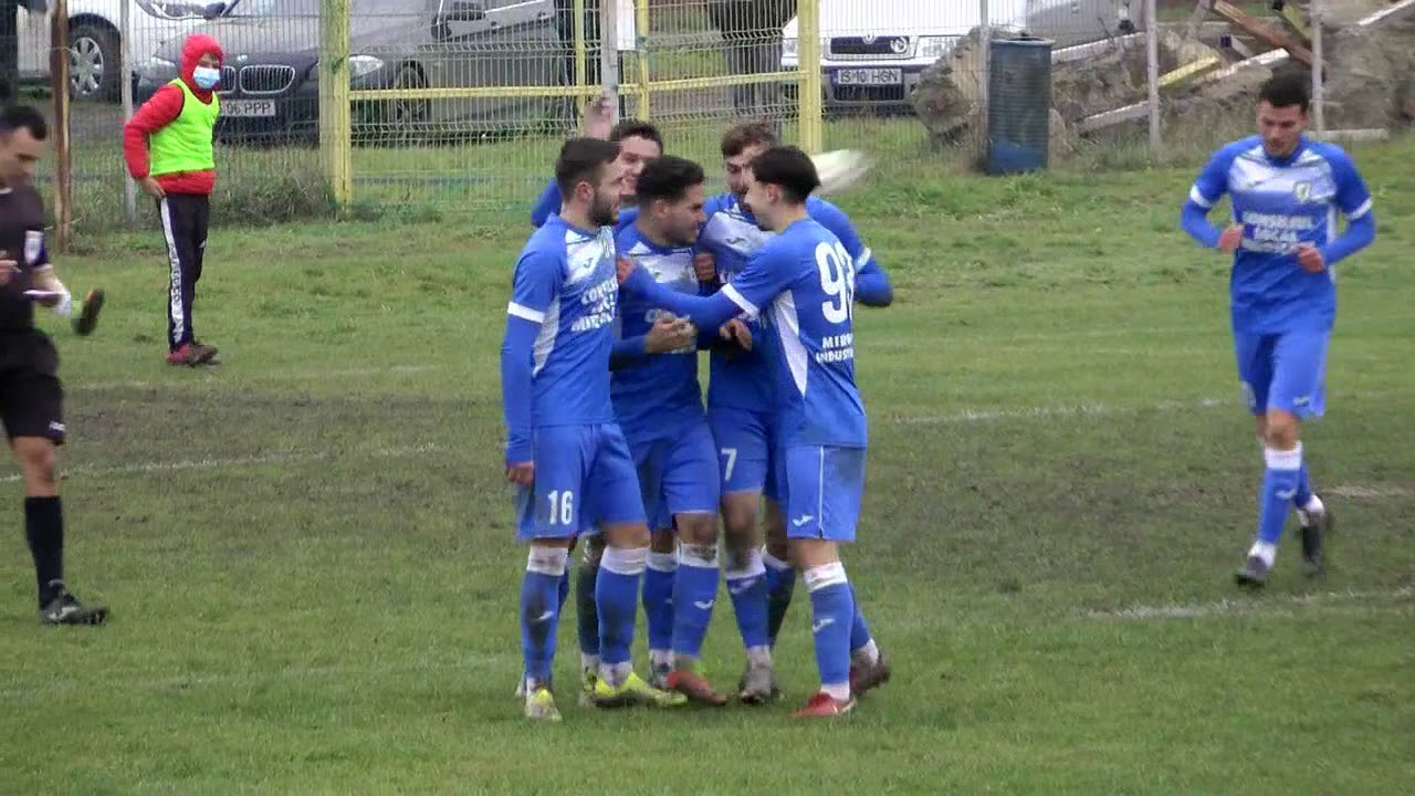 FABULOS! Un jucător din Liga 3 a marcat GOLUL ANULUI în fotbalul românesc! Trebuie să-l vezi