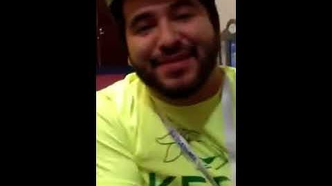 How to stay FRESH at a Gaming Convention #shorts | 8-Bit Eric