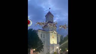 Santa Arrives in downtown Corvallis 2023
