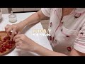 A Couple Makes Ordinary Day an Extraordinary, Daily Life
