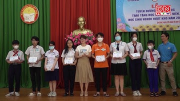 Biên Hòa: Trao học bổng tiếp sức đến trường cho học sinh nghèo, mồ côi