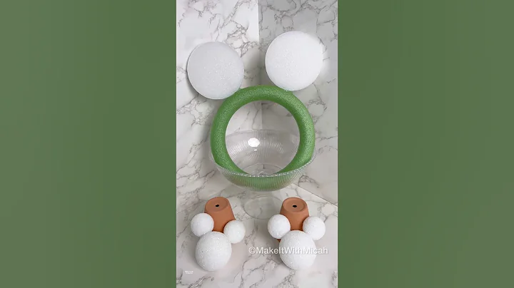 Dollar Tree DIY Party Centerpiece 😍 #diy #dollartree #diypartydecor #diypartydecor #centerpiece