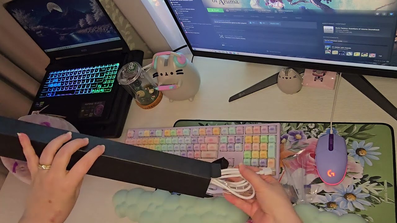 Cute Colorful Cats by Monsgeek MG108B keyboard