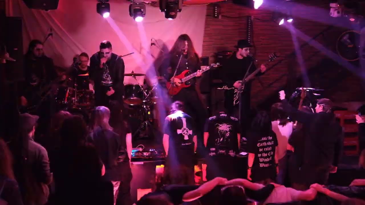 Berstuk - Povstaň Mŕtvy Ešte Raz (LIVE)