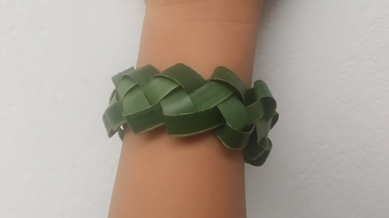 How to make bracelet with coconut leaf for make fun with your kids