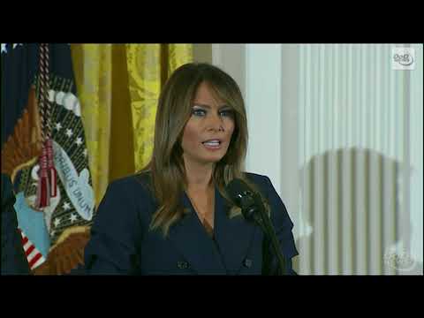 First Lady Honors Military Mothers and Spouses - First Lady Honors Military Mothers and Spouses