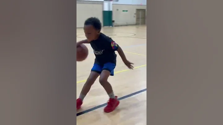 5 year old Andr Dean getting that work in