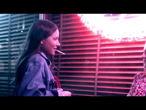 Adrianna Chlebicka smoking