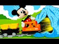 ¡Patrick encuentra un túnel mágico! Las aventuras de Mickey Mouse. Juguetes de peluche.
