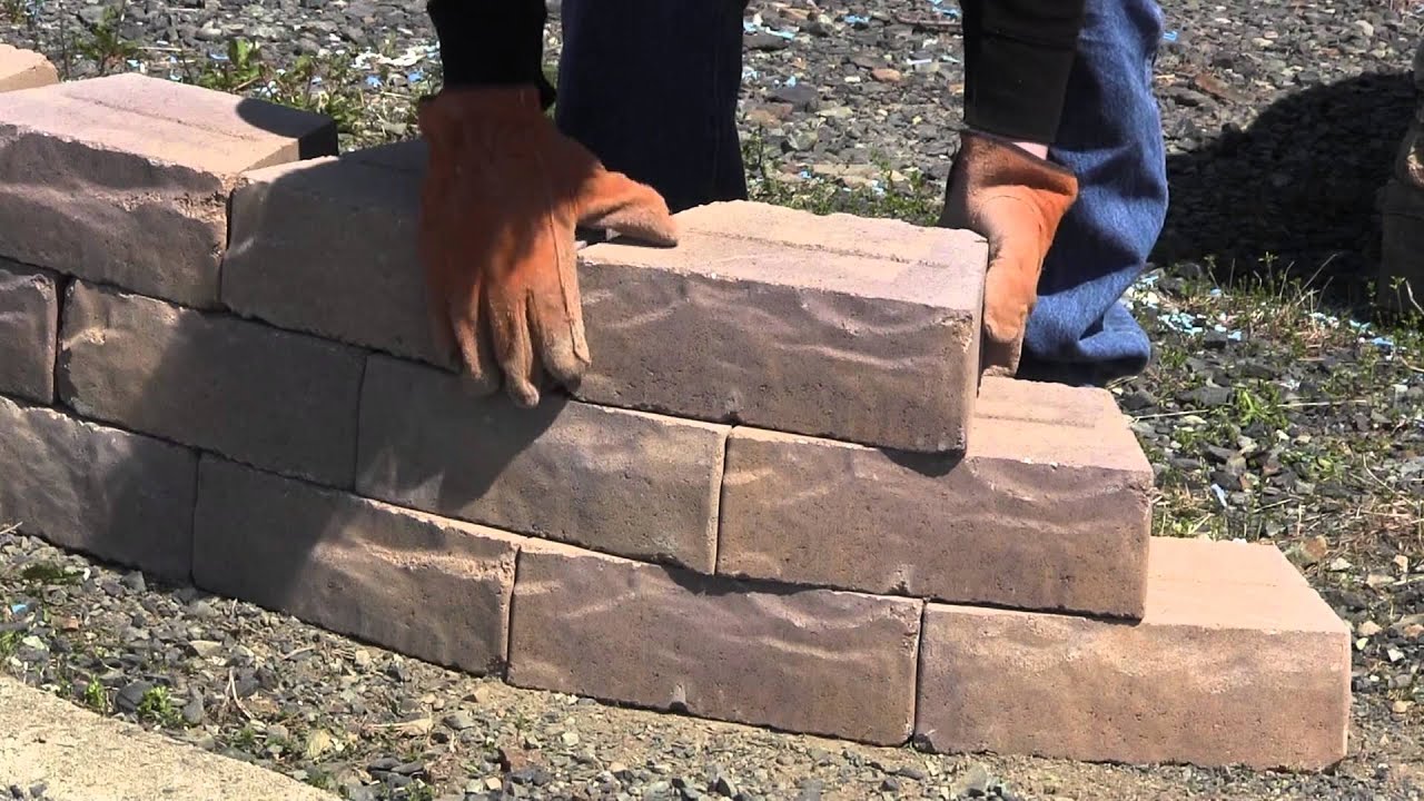Cambridge Ledgestone Radius Landscape Wall "ALL UP" Pattern - YouTube