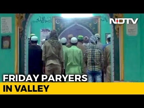 Phone Services, Internet Partially Restored In Kashmir Ahead Of Eid