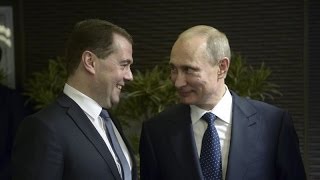 Нельзя жить с зарплатой такой: Путин втрое поднял зарплату себе и Медведеву | «Потому Что Нельзя!»