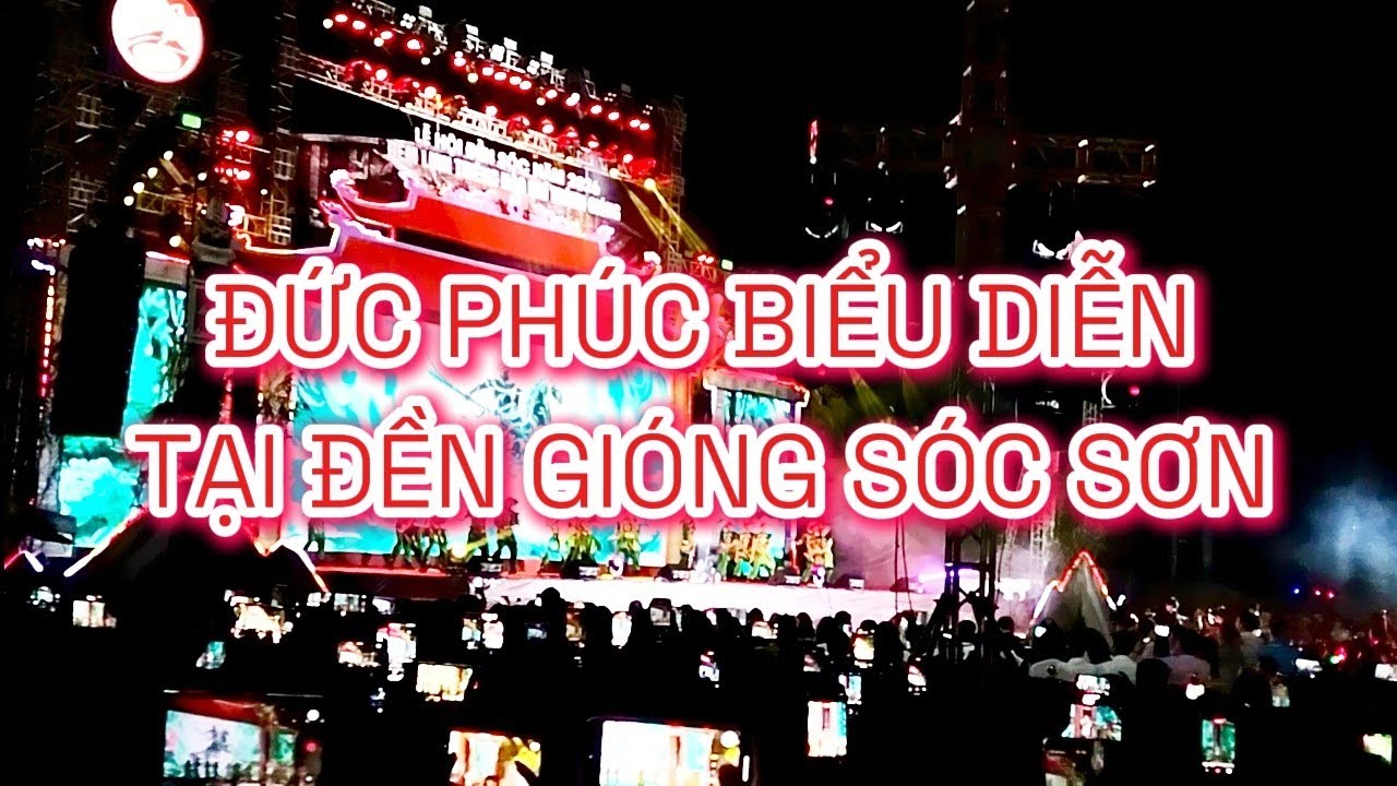 Đức Phúc bùng nổ giao lưu tại Đền Sóc Sóc Sơn Hà Nội, khán giả kín sân lễ hội xuân rộn ràng