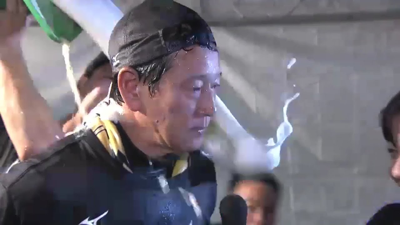 日本一祝勝会】ファイターズ・栗山監督&杉谷「2016年は完結しました