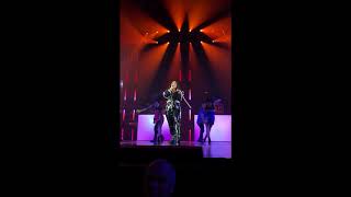 Demi Lovato - Échame la culpa live - Tell me you love me tour Copenhagen 2018