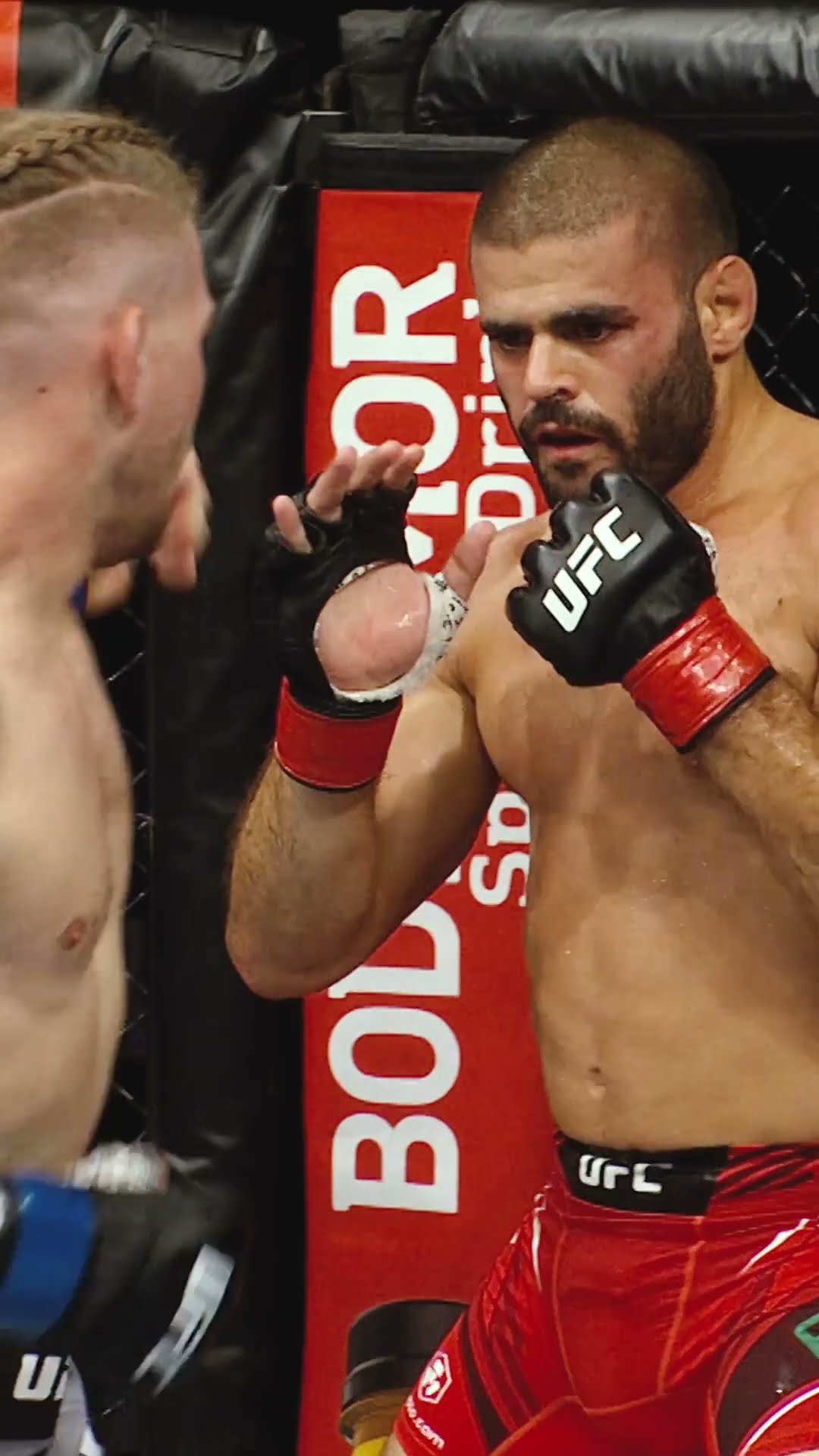 Jake Matthews was PIECING HIM UP ?‍? #UFC312
