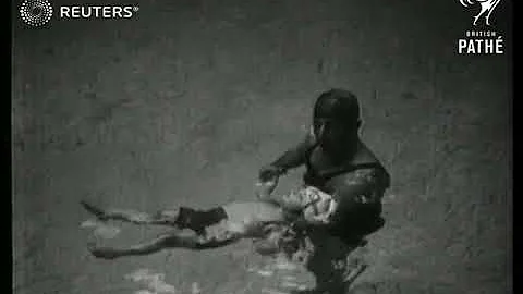 Two-year-old shows swimming skills (1929)