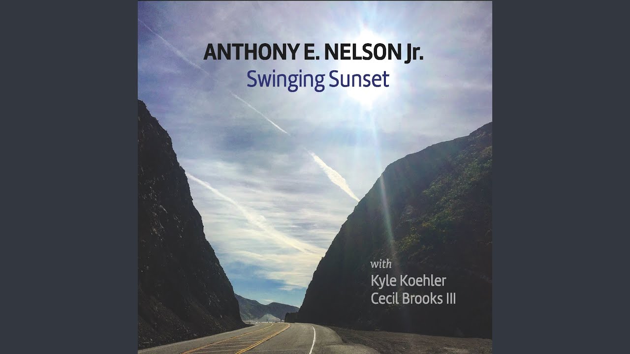 在 YouTube 上觀看「On a Misty Night (feat. Kyle Koehler & Cecil Brooks III)」